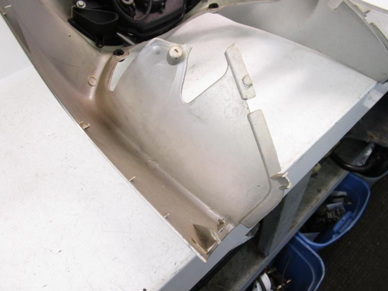 11 Honda FSC 600 Silverwing Front Upper Fairing 64302-MCT-770ZW